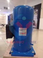 DANFOSS PERFORMER SY300A4CBB-3550