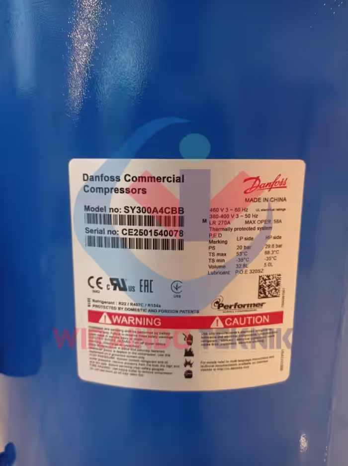 DANFOSS PERFORMER SY300A4CBB-3551