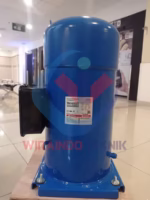 DANFOSS PERFORMER SY300A4CBE-3552